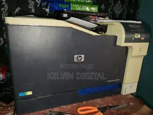 HP Color Laserjet CP5225