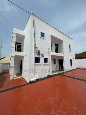 4bdrm Duplex in Agodi Gra for rent