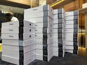 New Apple iPhone 15 128 GB Black