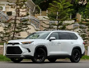 Toyota Highlander 2026 White