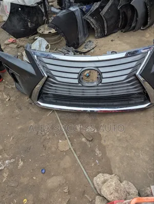 Complete Bumper Rx350 2018 LE Available as Seen