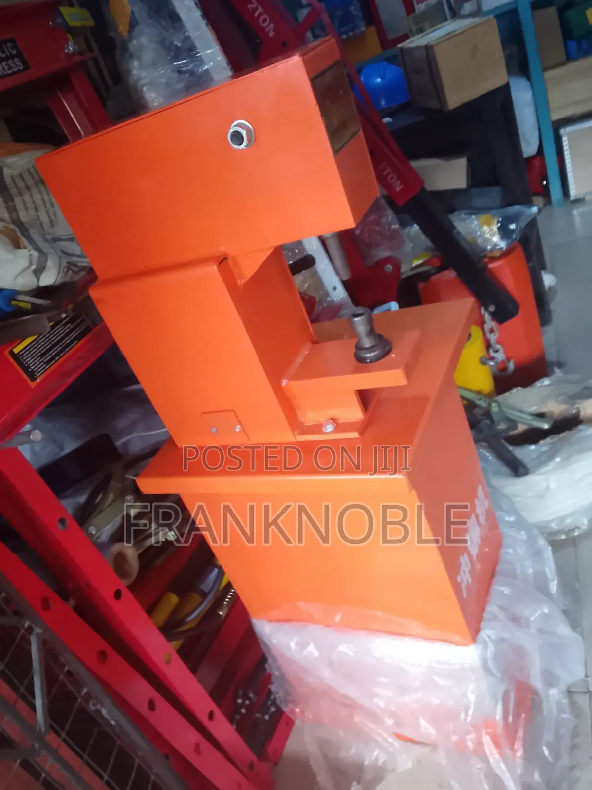 Riveting Machine