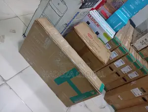 New Import Hisense 32-Inch Smart TV With Crystal Display