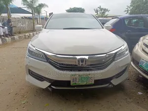Honda Accord EX-L V-6 4dr Sedan (3.5L 6cyl 6A) 2014 White