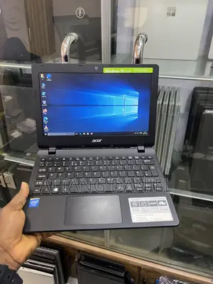 Laptop Acer Aspire ES1-131 2GB Intel eMMC 32GB