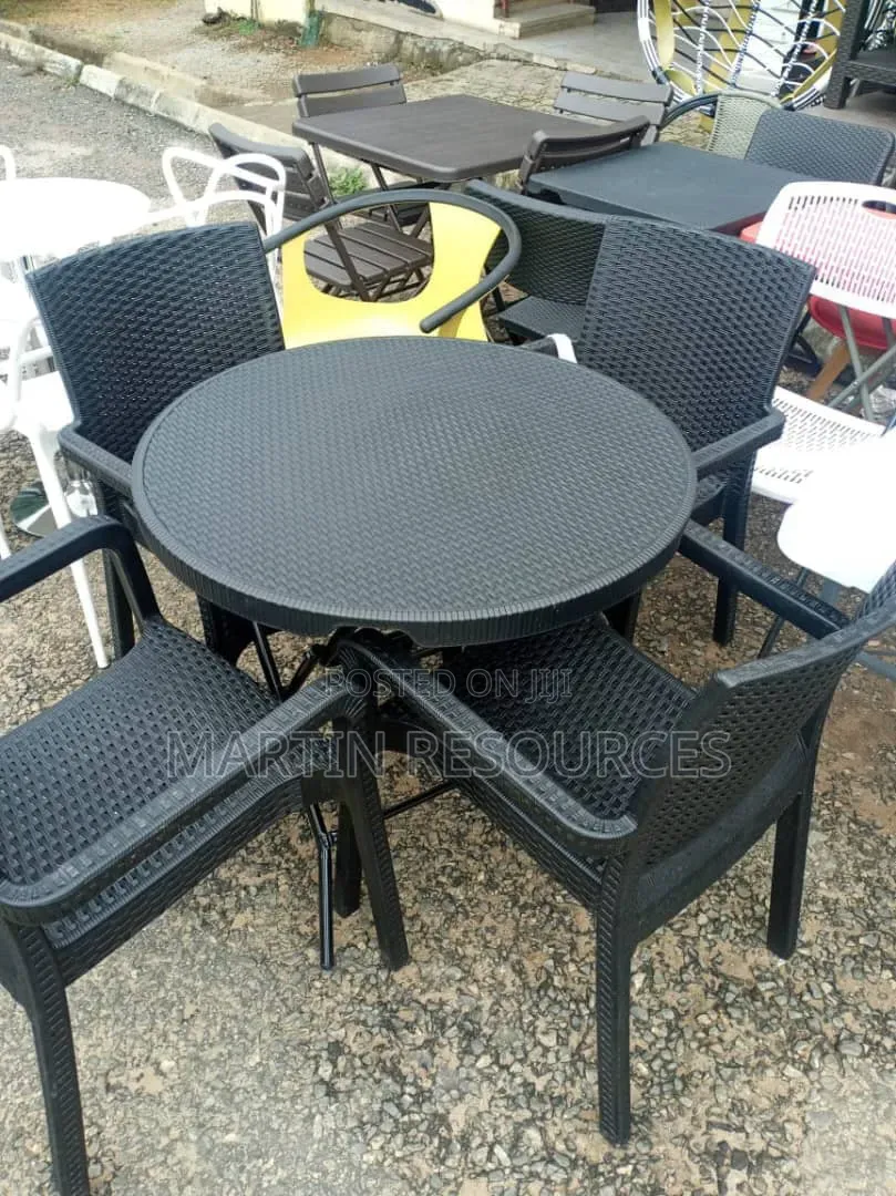 Durable Plastic Restaurant Table and Chairs.