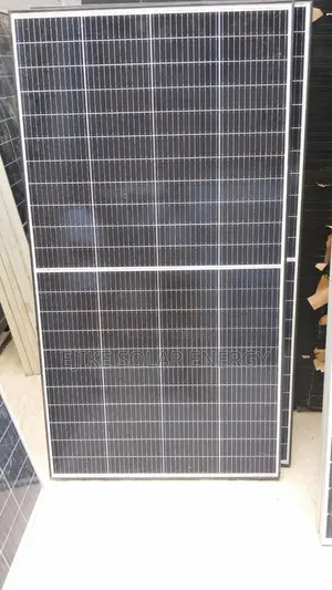 450 Watts Solar Panel