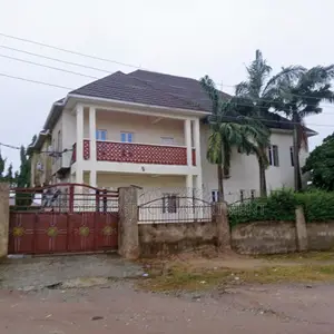 Furnished 8bdrm Townhouse/Terrace in FHA for sale