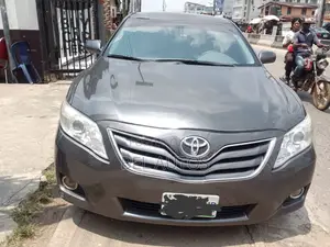 Toyota Camry 2011 Gray
