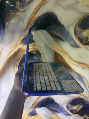 Laptop HP Pavilion 11 4GB Intel Celeron SSD 128GB