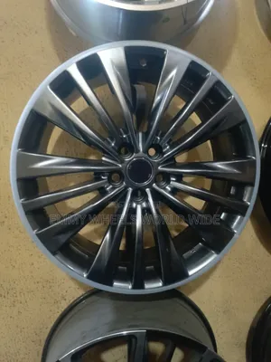 20inches for Toyota Highlander New model.l Grey Color