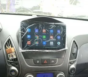 Hyundai Ix35 Tucson Navigation System With Reverse Camera