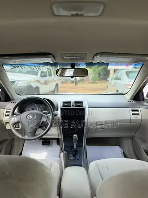 Toyota Corolla LE 4dr Sedan (1.8L 4cyl 4A) 2010 Green
