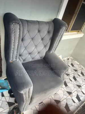 Single Chair