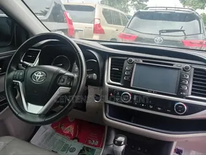 Toyota Highlander 2015 Blue