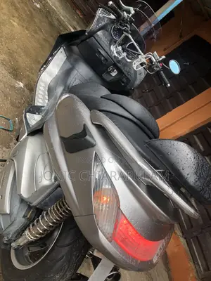 Yamaha Majesty 2010 Silver