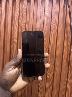 Apple iPhone 13 128 GB Green