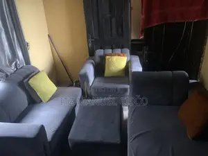 6 Seaters Comfortable Sofa