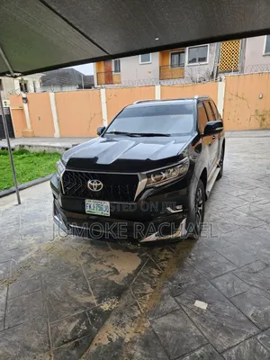 Toyota Land Cruiser Prado 2017 Black
