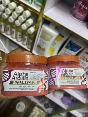 Alpha Arbutin Sugar Scrub (AHA 30% + BHA 2%) – 650g