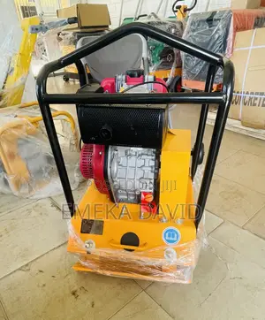 Industrial Plate Compactor Machine.