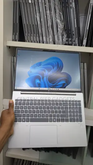 Laptop HP 655 16GB AMD Ryzen 7 SSD 256GB