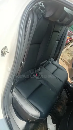 Mazda 3 2022 White