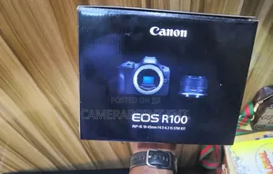 Canon R100 Camera