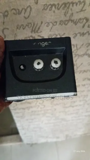 Behringer UM2