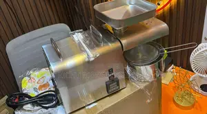 High Quality Commercial (7kg) Oil Presser Machine