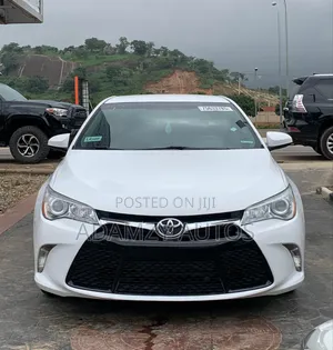 Toyota Camry 2016 White