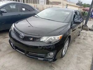 Toyota Camry 2013 Black
