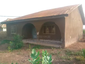Furnished 2bdrm Bungalow in Ilorin West for sale