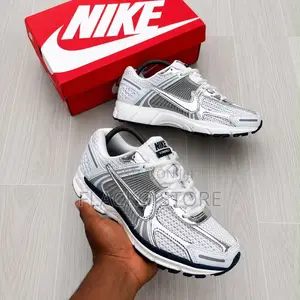 Original Nike Vomero 5 White Silver Sneakers