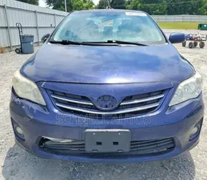 Toyota Corolla L 4dr Sedan (1.8L 4cyl 5M) 2013 Blue