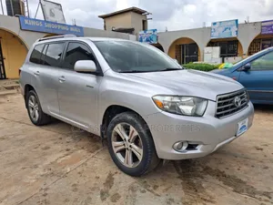 Toyota Highlander Sport 2010 Silver