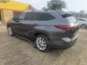 Toyota Highlander 2020 Gray