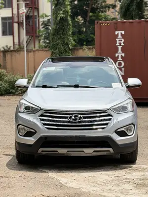 Hyundai Santa Fe 2016 Silver