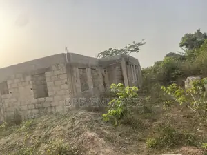 3bdrm Bungalow in Dam Gardens, Akinyele for sale