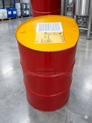 Drum of Shell Rimula R4 L 15w-40 Heavy-Duty Diesel Engine Oil.