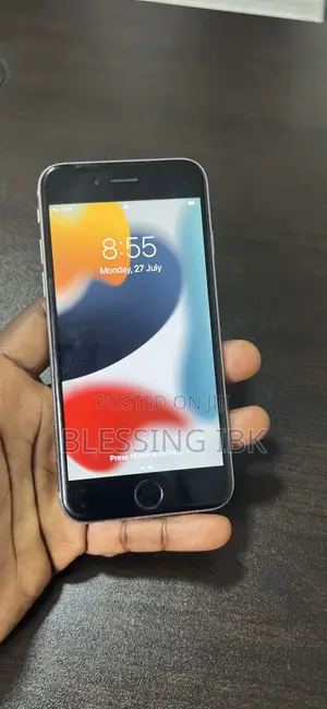 Apple iPhone 6s 32 GB White