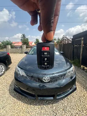 Toyota Camry 2013