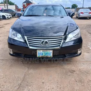 Lexus ES 2012 Black
