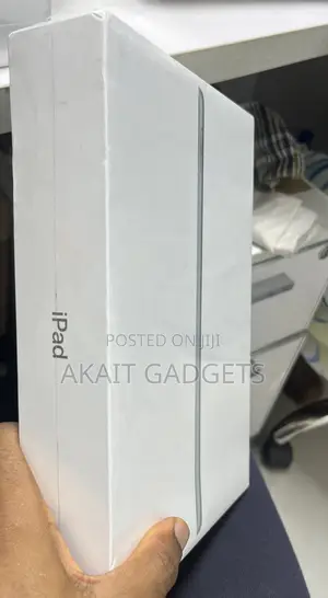 New Apple iPad 10.2 (2021) 64 GB