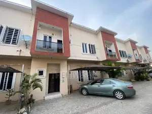 4bdrm Townhouse/Terrace in Coleman Nwafor, Lagos Island / Lagos Island