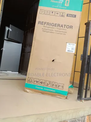 Hisense 124l Capacity Double Door Refrigerator