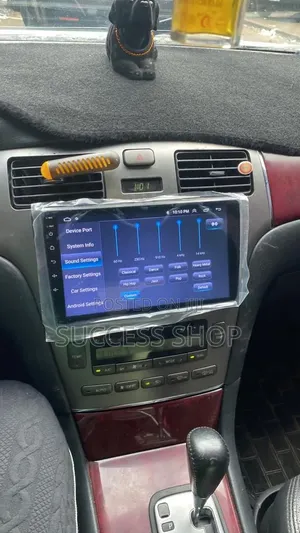 Lexus ES 330 2004-2008 Navigation System With Reverse Camera
