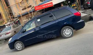 Toyota Sienna LE 4WD 2007 Blue