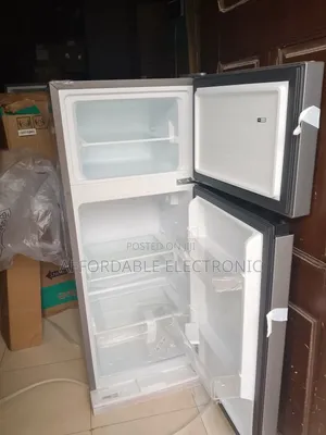 Spacious Led Light Hisense 124l Refrigerator