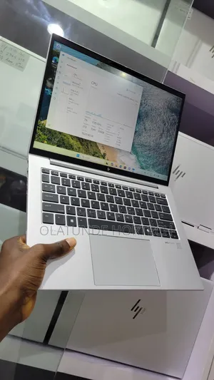Laptop HP EliteBook 840 G11 16GB Intel Core Ultra 5 SSHD (Hybrid) 512GB